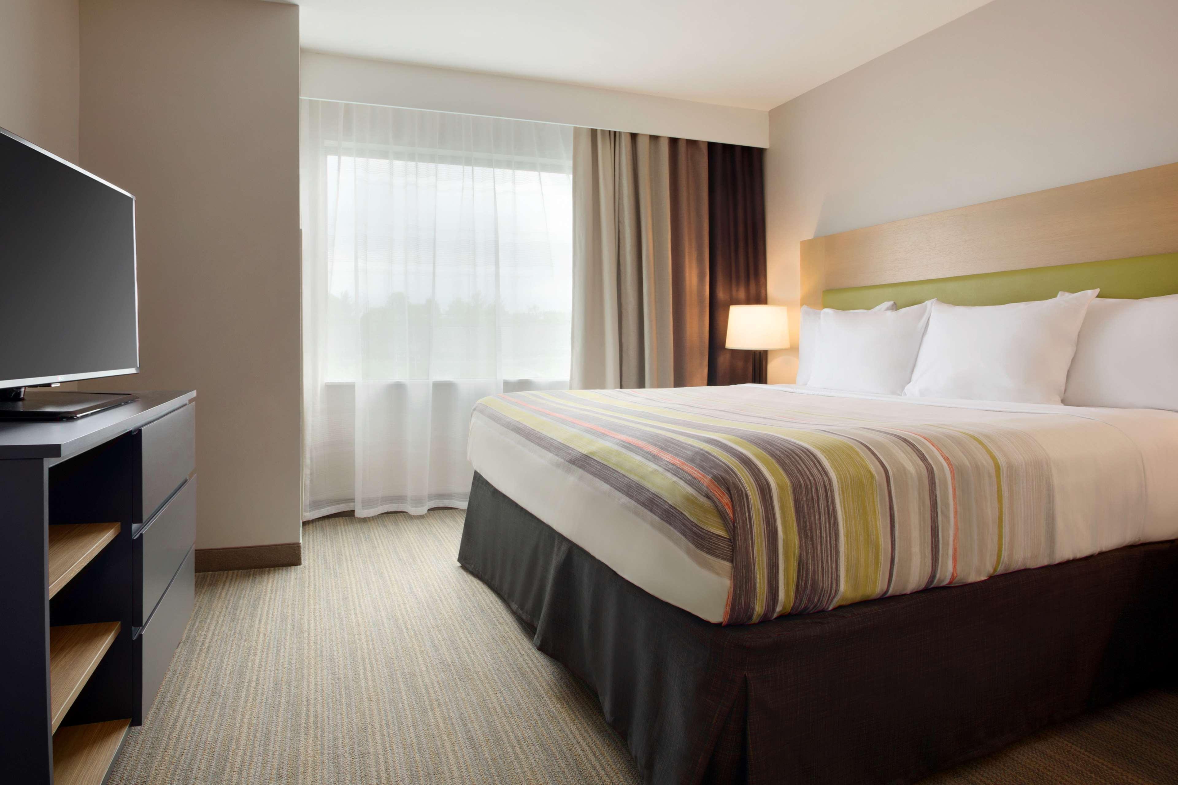 Country Inn & Suites By Radisson Asheville River Arts District ภายนอก รูปภาพ